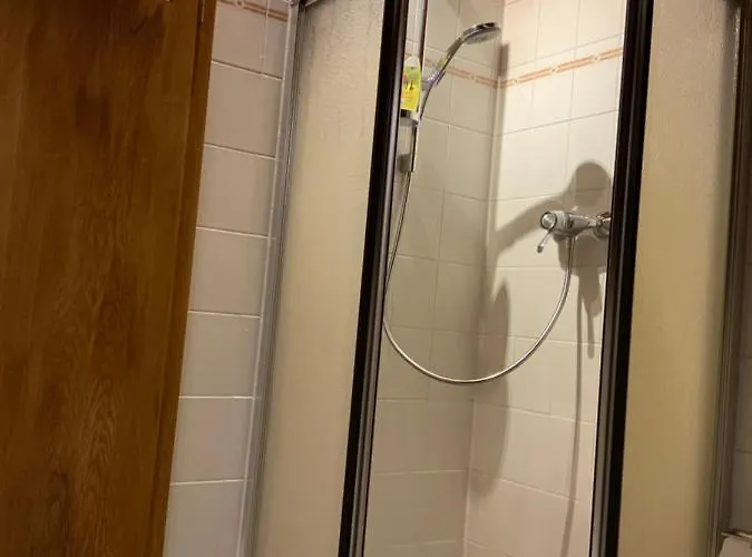 Anhaus アパート *